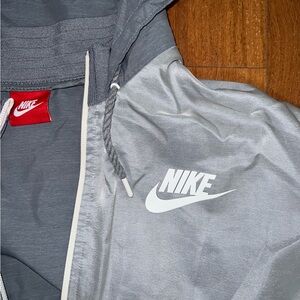 Nike Windebreaker